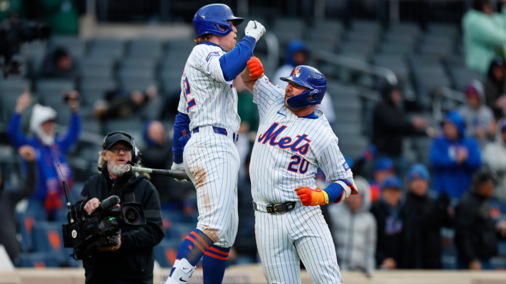 Which players stood out during the Giants vs. Mets matchup?