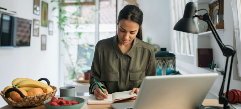 4 Study Habits To Use While Pursuing a High School Diploma