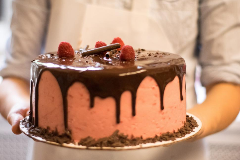 How an Online Cake Bakery Shop Makes Every Celebration Sweeter
