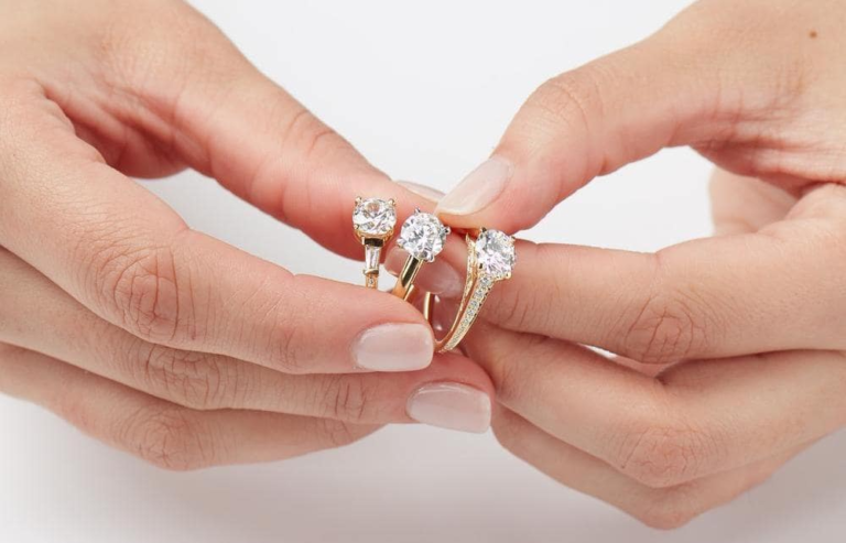Choosing The Right Diamond For Your Engagement Ring